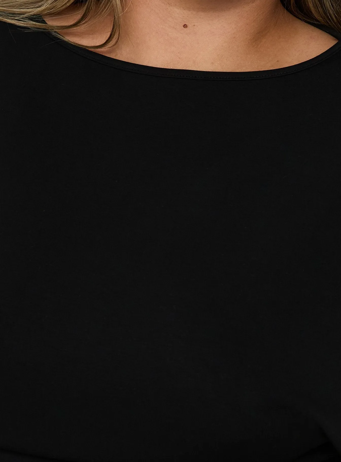 Arazia Cinched Short Sleeve Top Black Curve sold by Princess Polly product image thumbnail 5