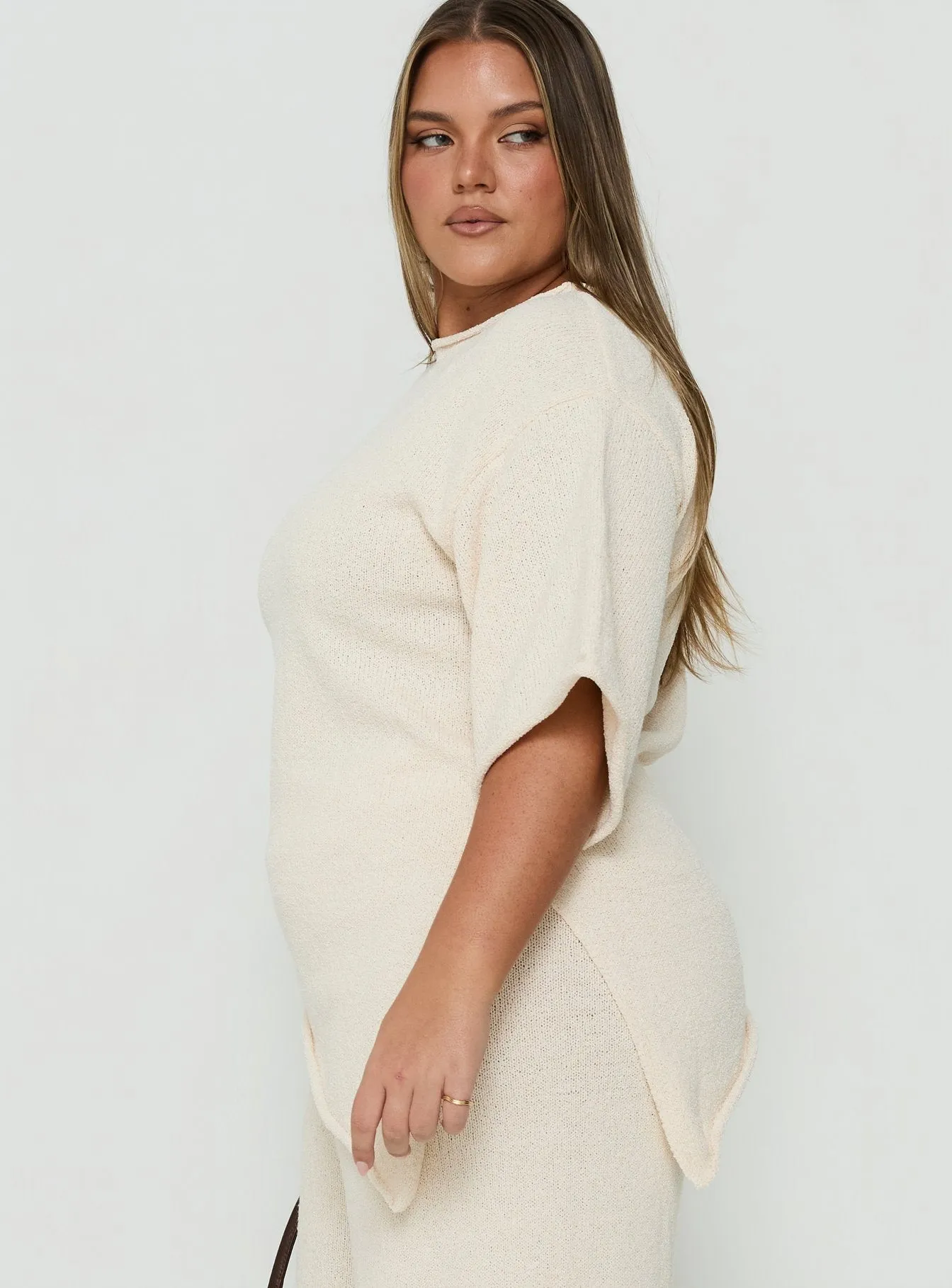 Amelise Knit Poncho Beige Curve sold by Princess Polly product image thumbnail 4