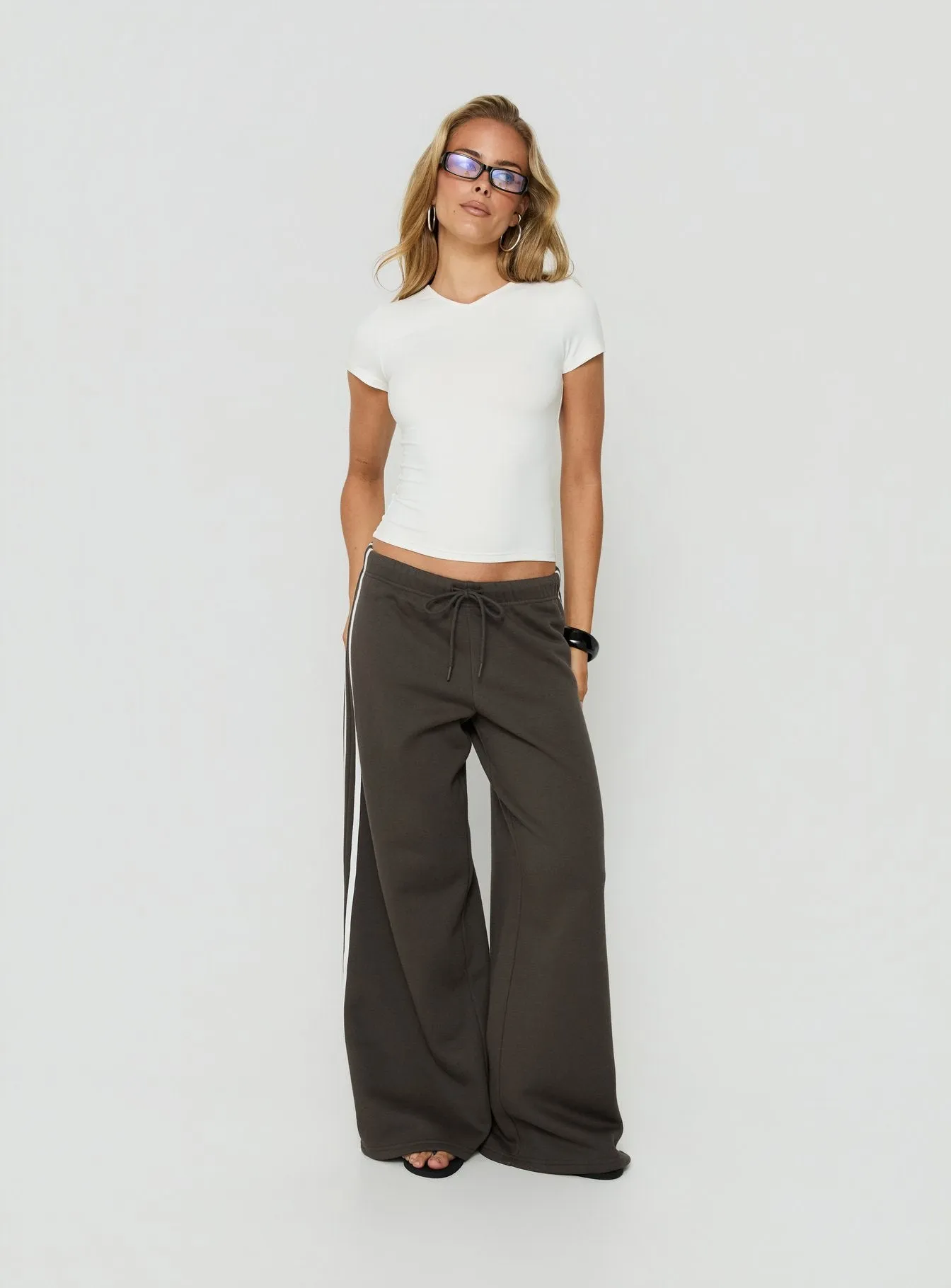 Kennah Wide Leg Sweat Pants Iron Grey sold by Princess Polly product image thumbnail 3