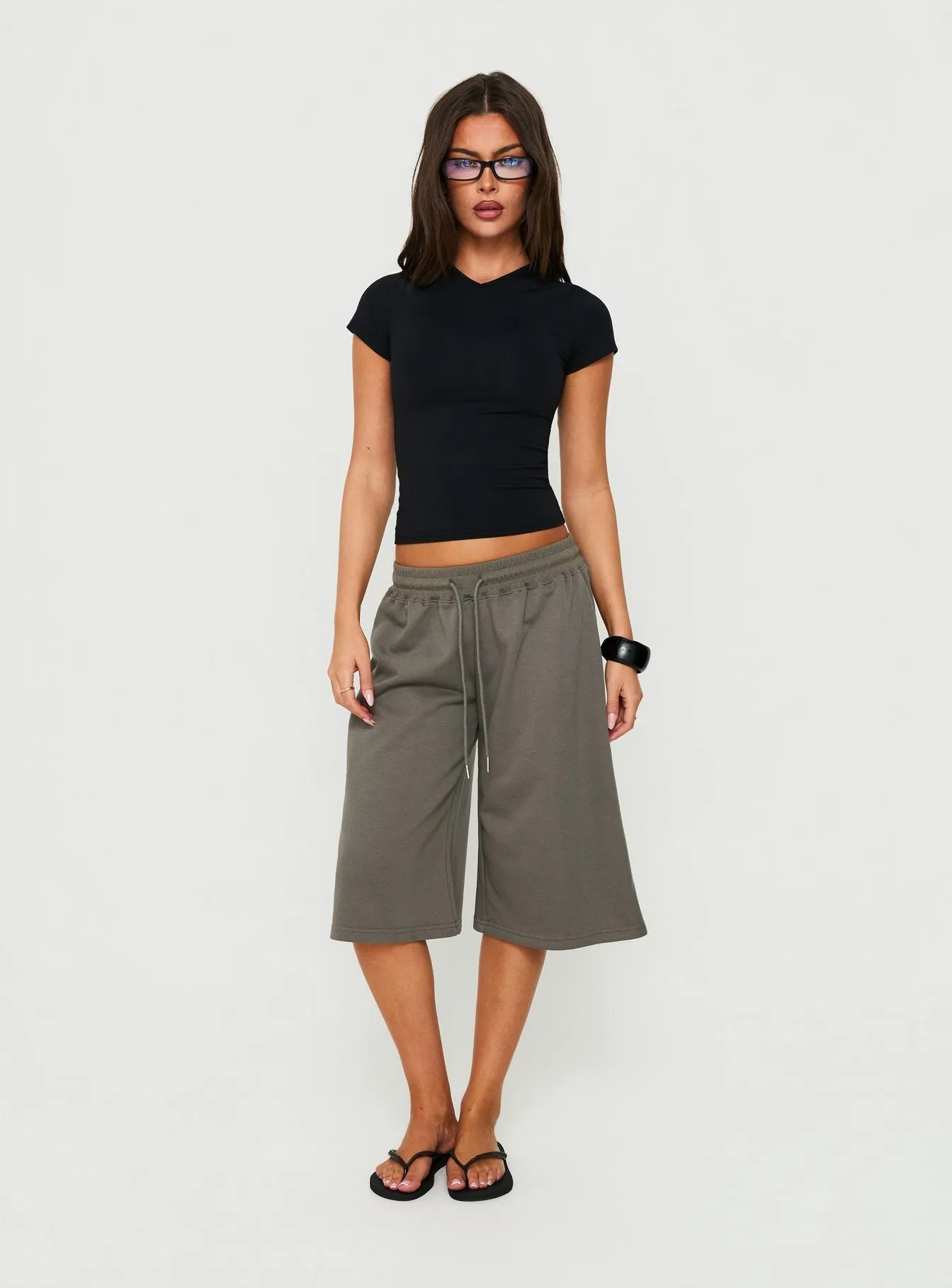 Daily Define High V Neck Short Sleeve Top Black sold by Princess Polly product image thumbnail 2