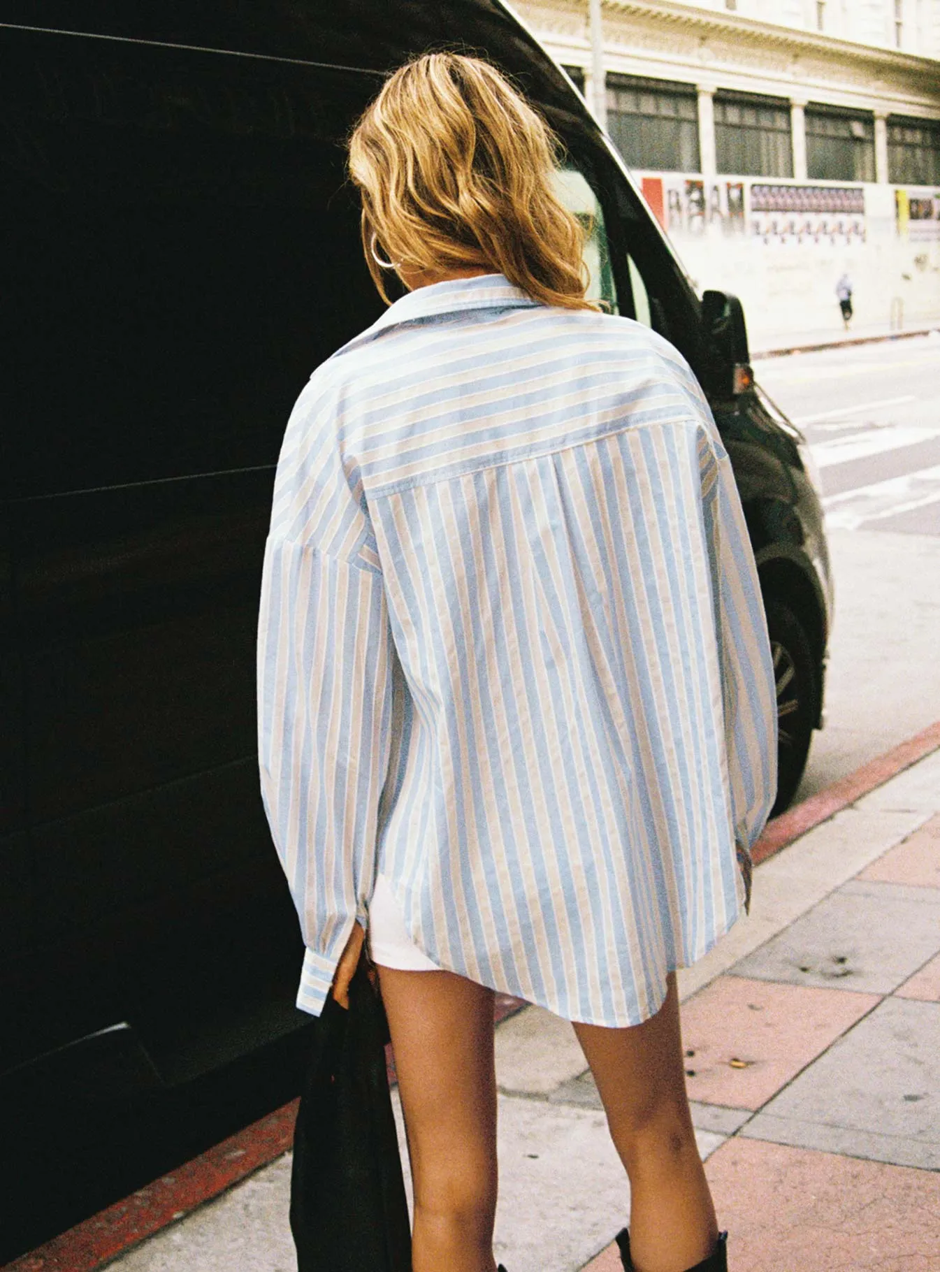 Santiaga Shirt Beige / Blue sold by Princess Polly product image thumbnail 4