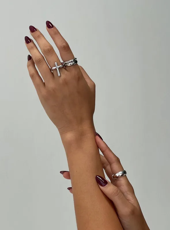 Bilbury Ring Pack Silver sold by Princess Polly