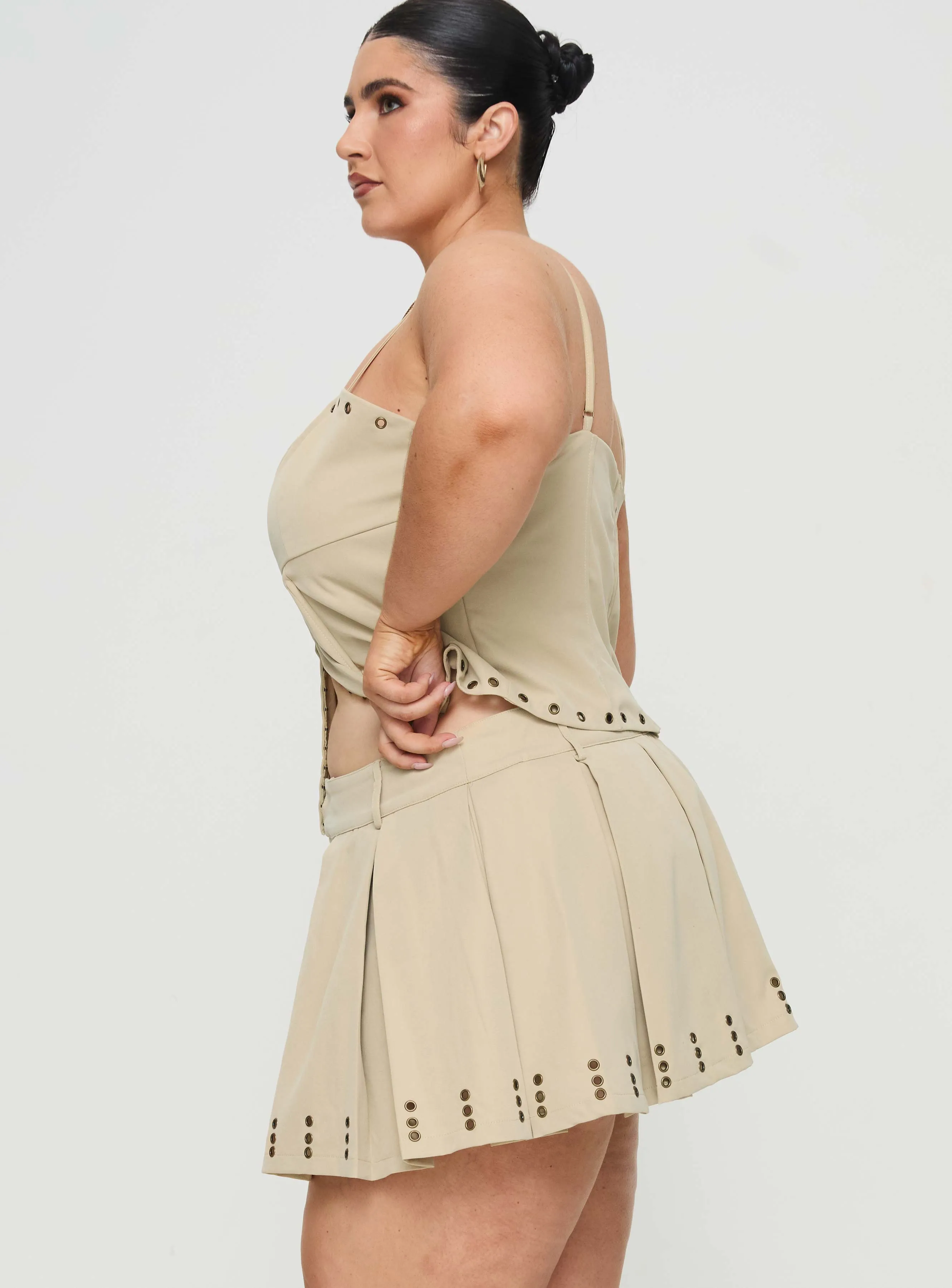 Alinzia Eyelet Skort Beige Curve sold by Princess Polly product image thumbnail 4