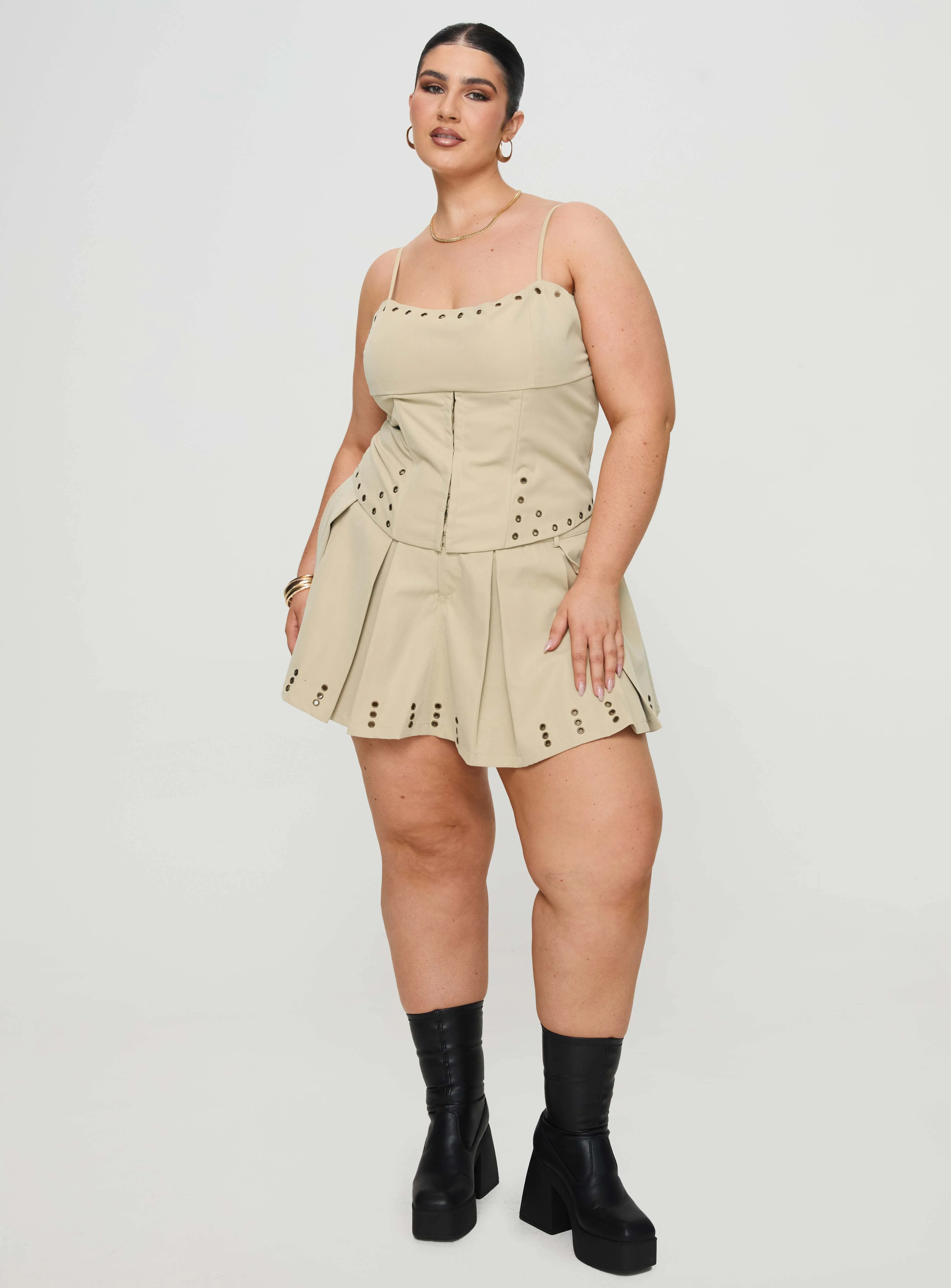 Alinzia Eyelet Skort Beige Curve sold by Princess Polly product image thumbnail 3