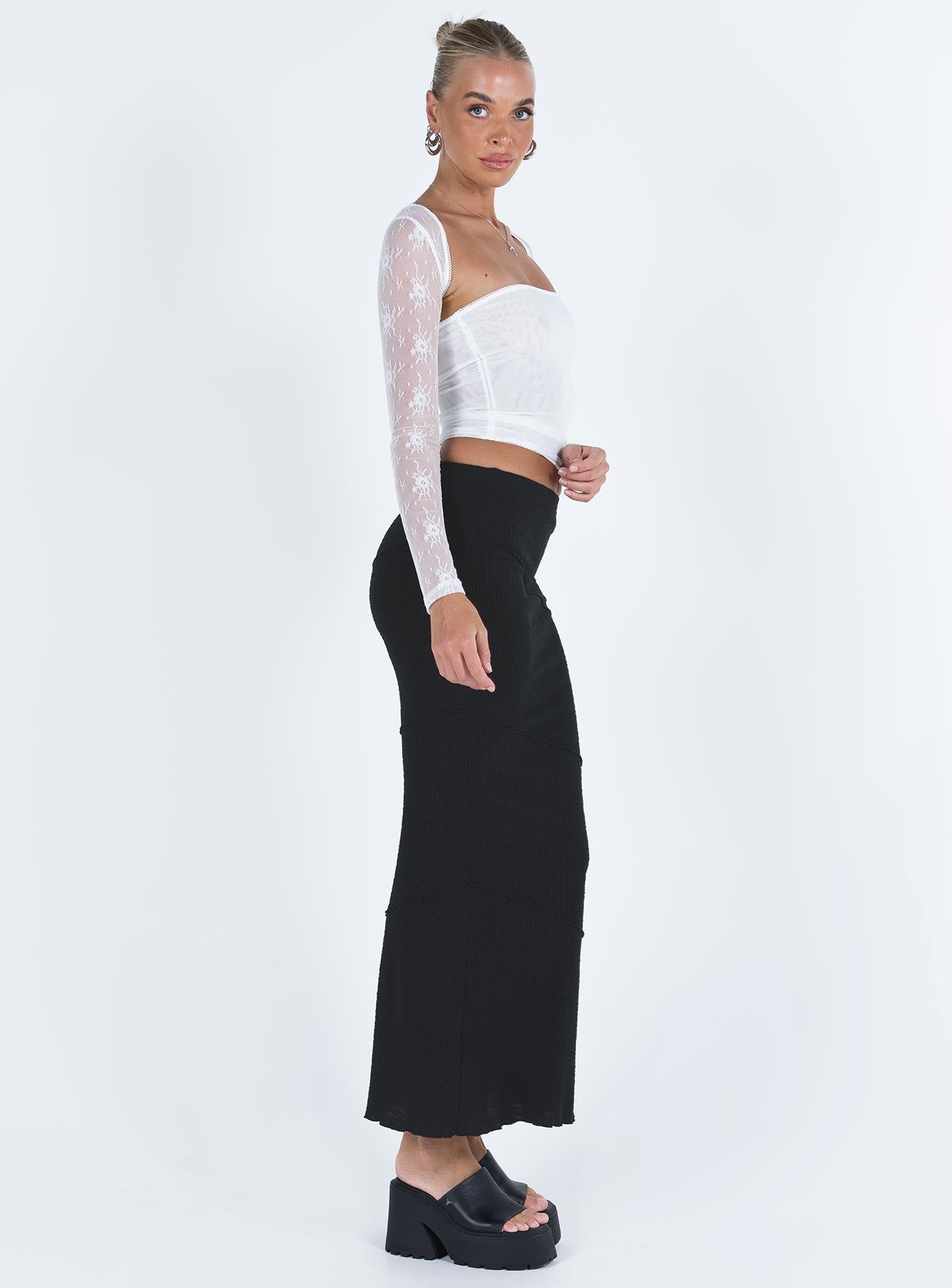 Oscar Maxi Skirt Black Tall sold by Princess Polly product image thumbnail 4