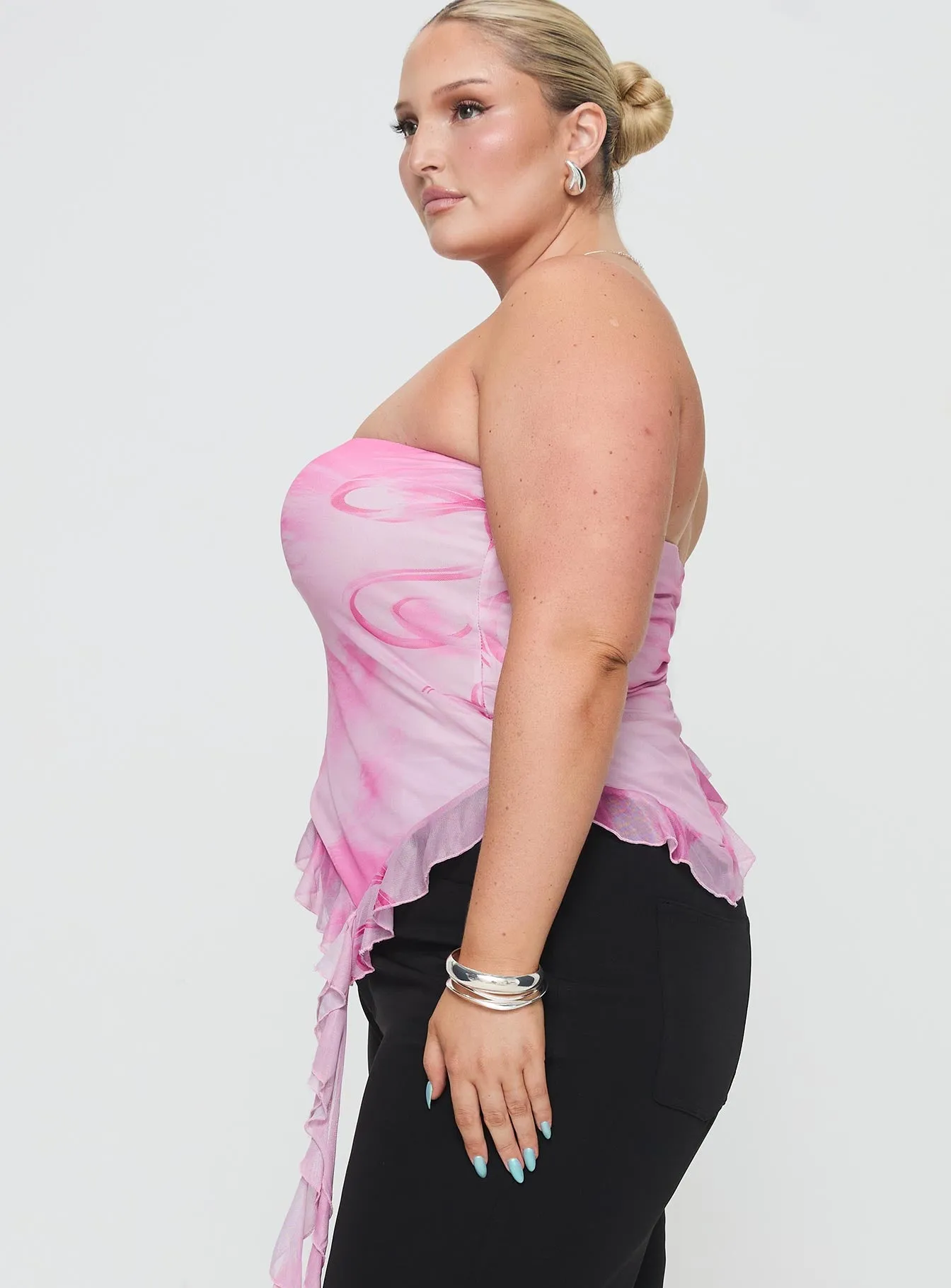 Travessa Asymmetric Tube Top Pink Curve sold by Princess Polly product image thumbnail 4