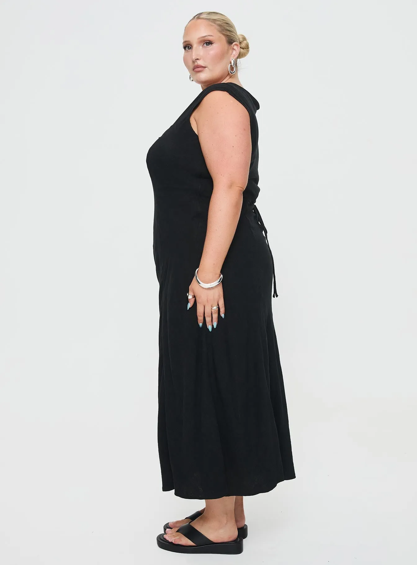 Chosen Girl Linen Blend Maxi Dress Black Curve sold by Princess Polly product image thumbnail 4