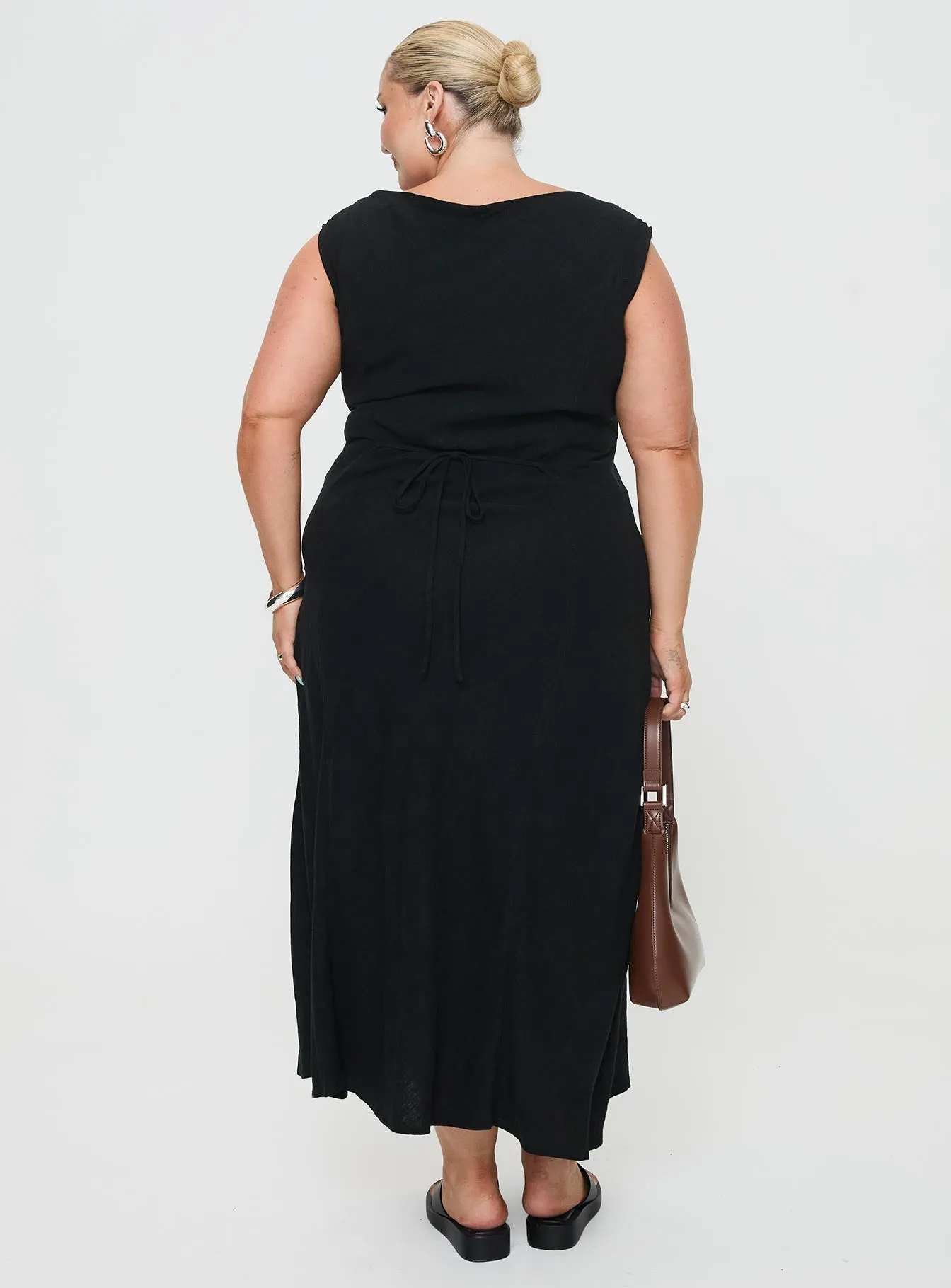 Chosen Girl Linen Blend Maxi Dress Black Curve sold by Princess Polly product image thumbnail 5