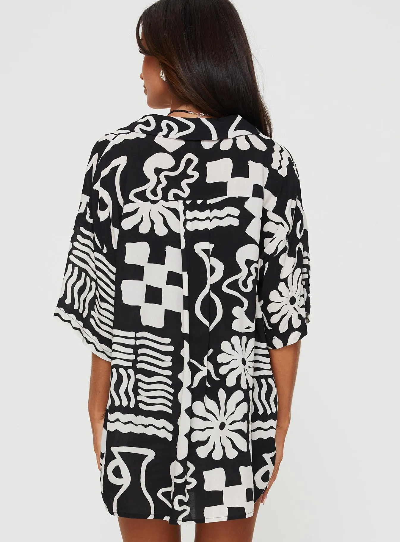 Caraliia Shirt Black / Cream sold by Princess Polly product image thumbnail 5