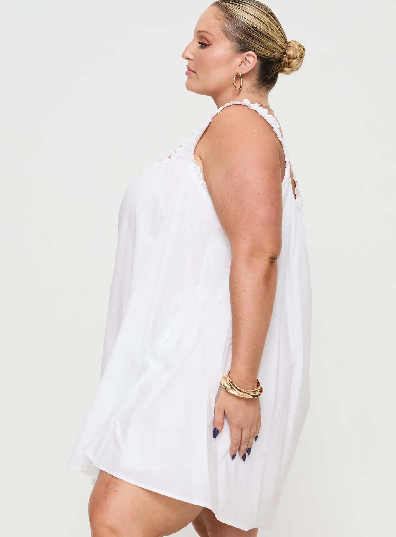 Swing Mini Dress White Curve sold by Princess Polly product image thumbnail 4