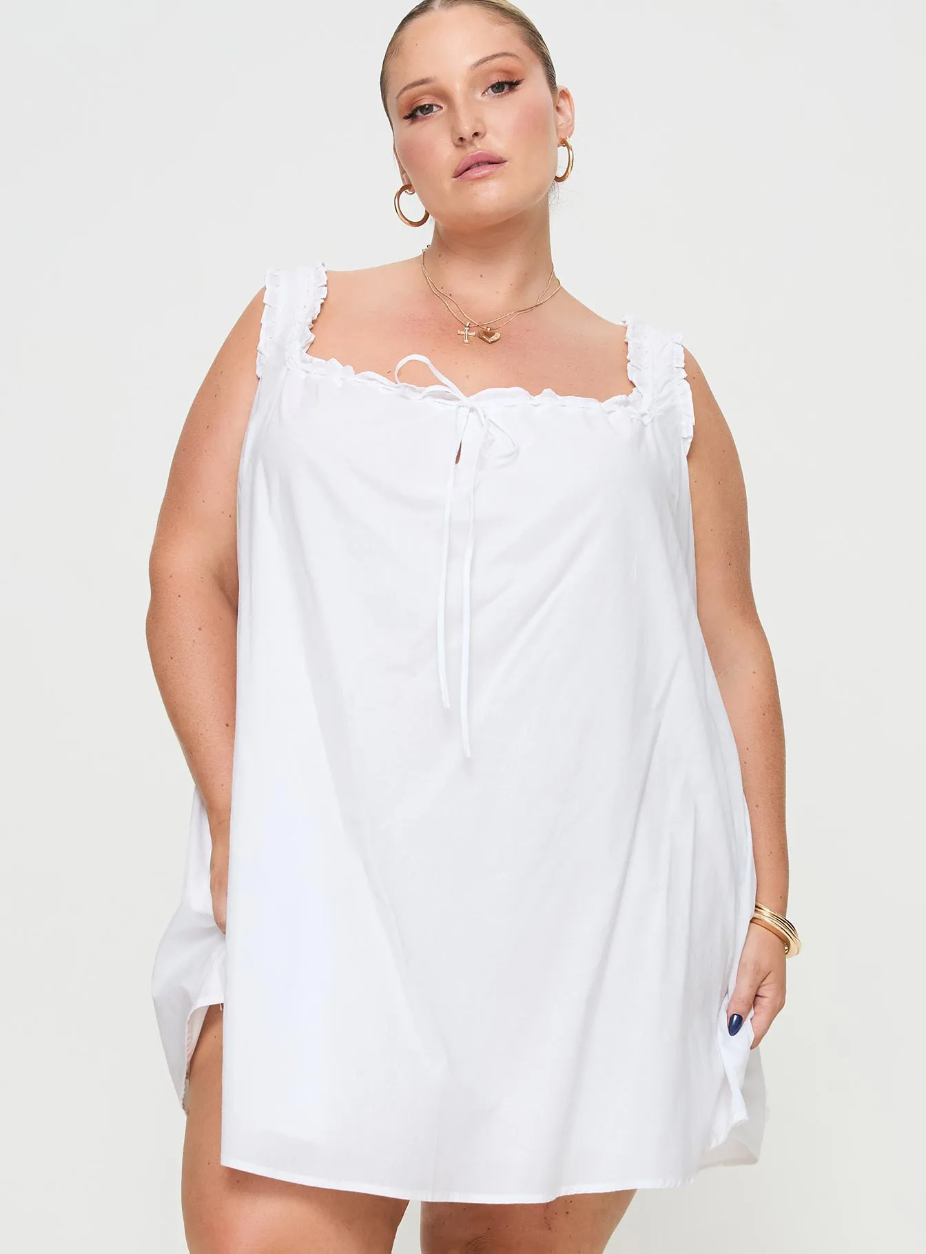 Swing Mini Dress White Curve sold by Princess Polly product image thumbnail 2