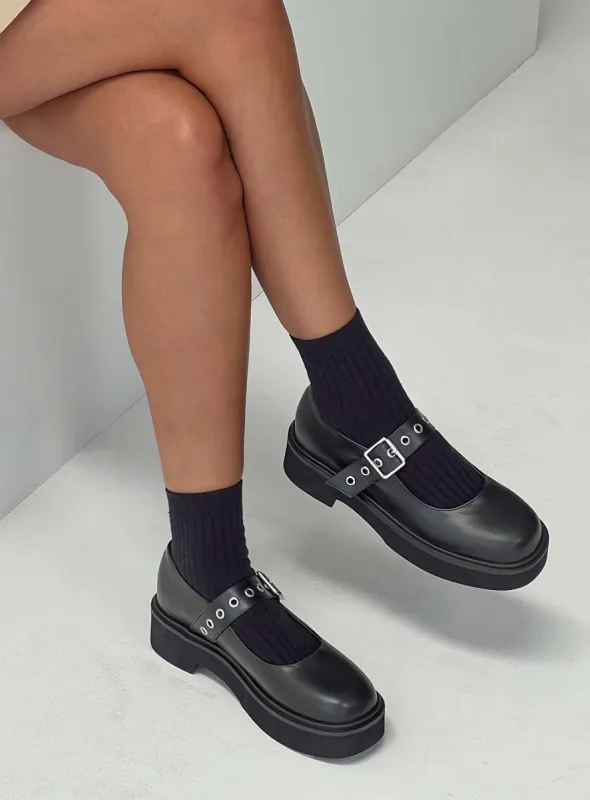 Raddix Flats Black sold by Princess Polly