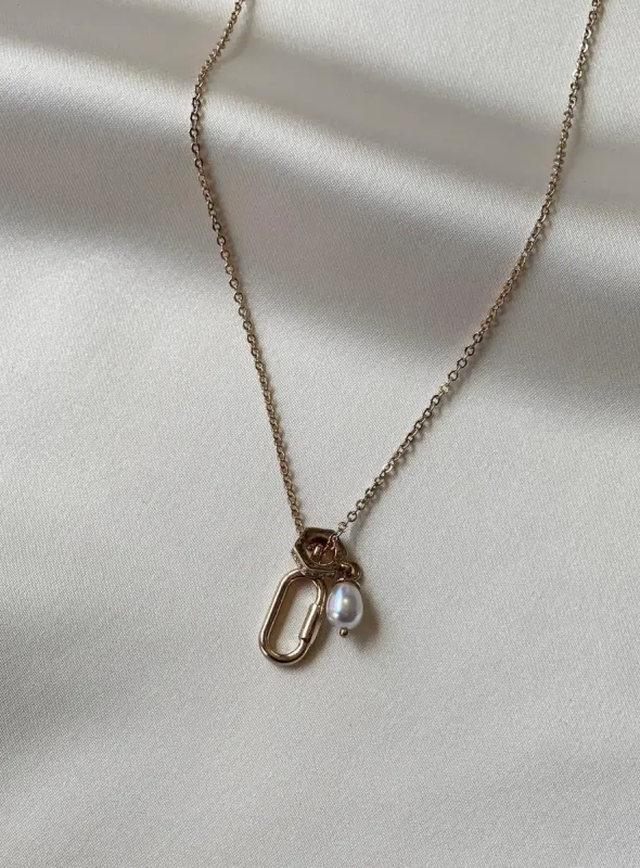 Schofield Pearl Necklace Gold sold by Princess Polly