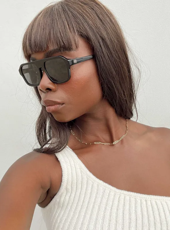 Hetley Sunglasses Black sold by Princess Polly