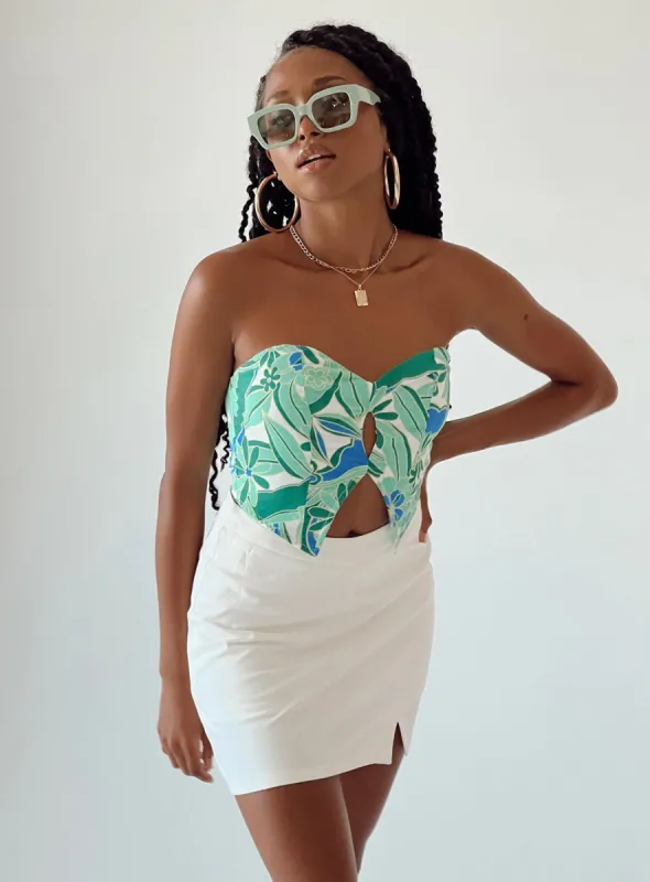 Ravyn Skort White made by Princess Polly