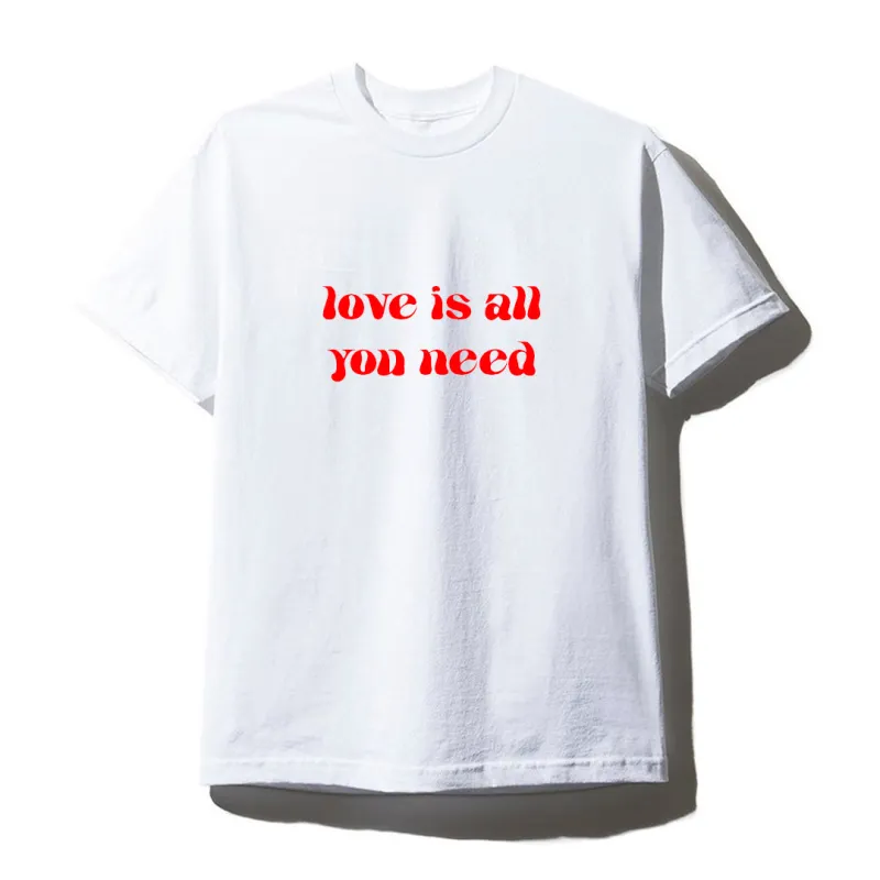 LOVE IS ALL YOU NEED [UNISEX TEE] made by PRIVATE PARTY