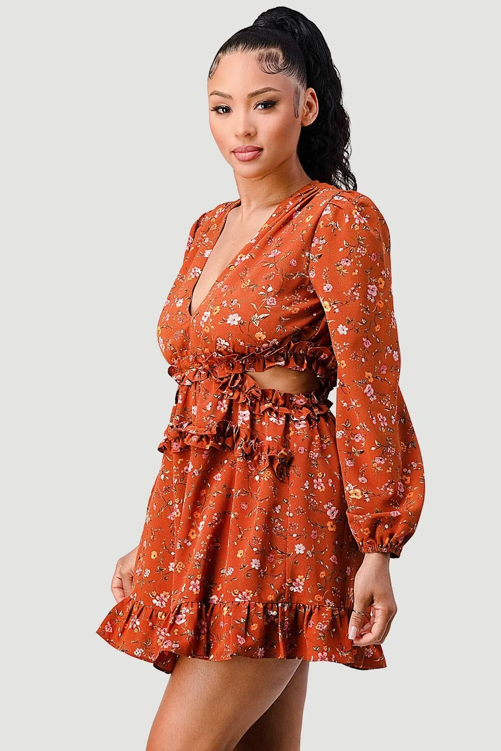 FLORAL PRINT V-NECK RUFFLE SIDE CUTOUTS MINI DRESS sold by privy product image thumbnail 3