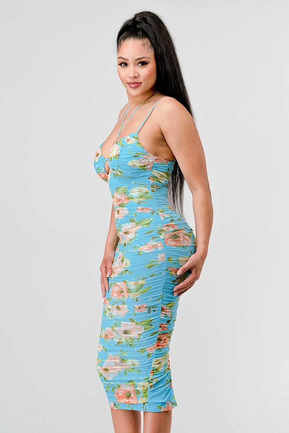FLORAL MESH PRINT BACK SLIT RUCHED MIDI DRESS sold by privy product image thumbnail 2