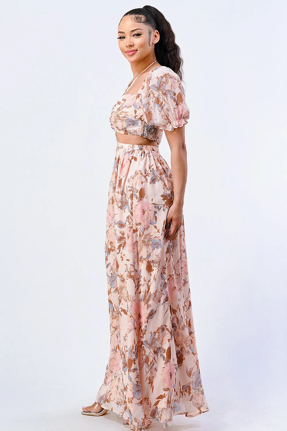 VINTAGE FLORAL SWEETHEART HALTER NECK MAXI DRESS sold by privy product image thumbnail 2