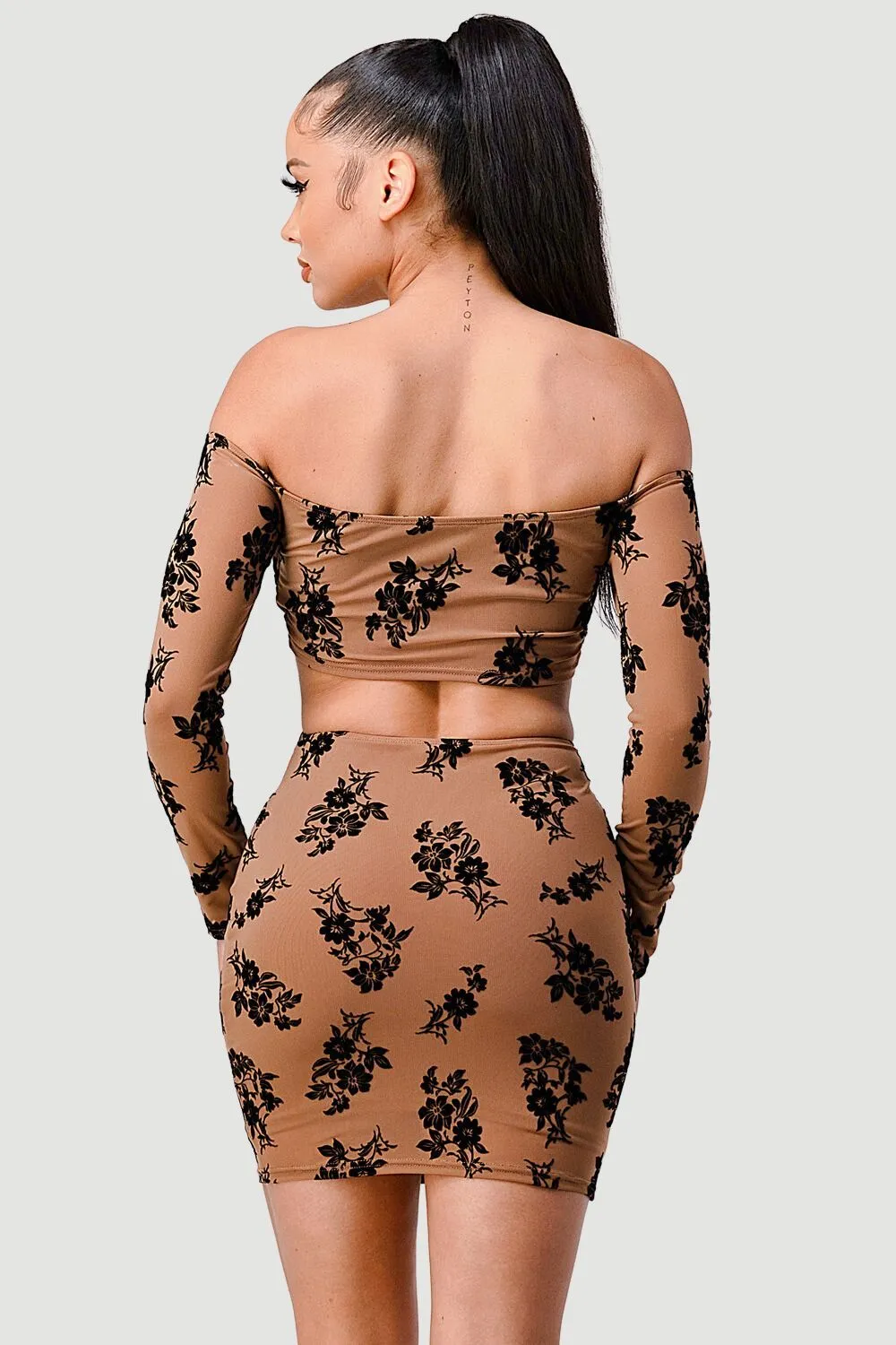 PD71716K-W / VELVET FLOCKING OFF SHOULDER SIDE CUTOUTS DRESS sold by privy product image thumbnail 3