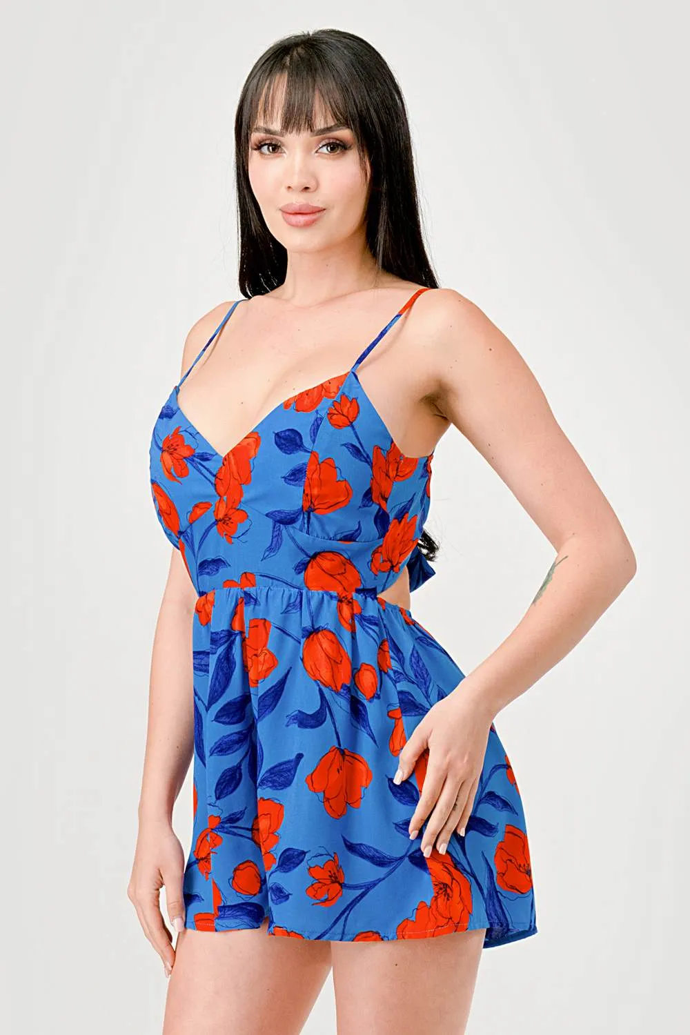FLORAL PRINTED SWEETHEART BACK TIE WIDE LEG ROMPER sold by privy product image thumbnail 2