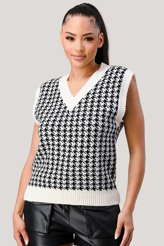 HOUNDSTOOTH PATTER OVERSIZED SWEATER VEST sold by privy
