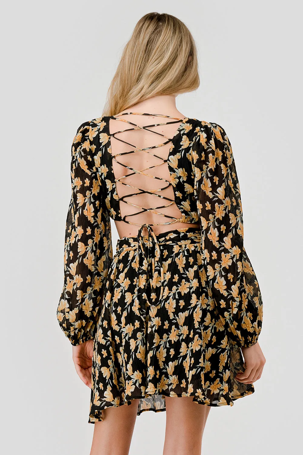 ROMANTIC FLORAL CHIFFON RUFFLED MINI DRESS sold by privy product image thumbnail 3