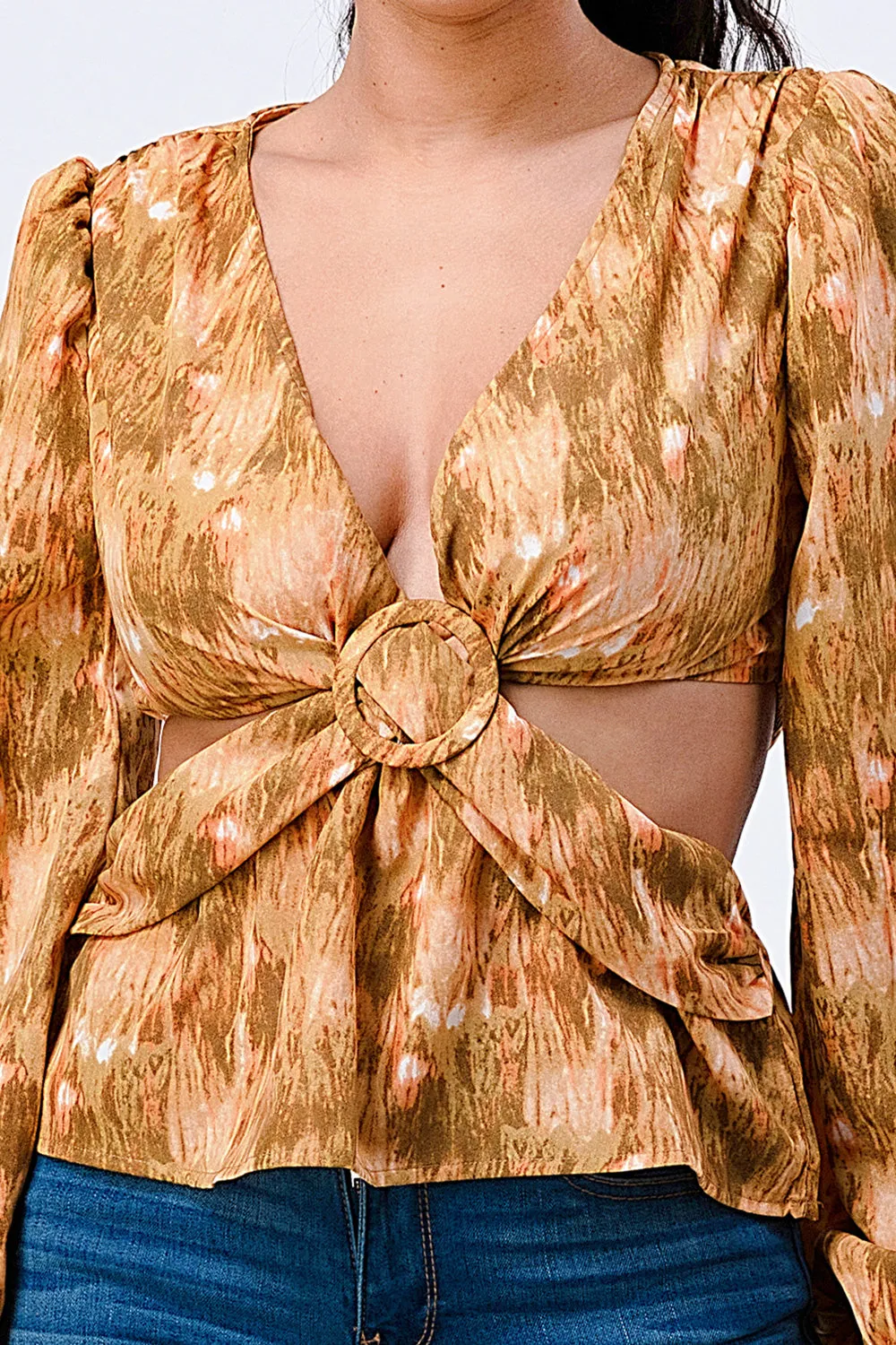 PRINT V-NECK SIDE RUFFLED CUT PUFF SLEEVES TOP sold by privy product image thumbnail 5