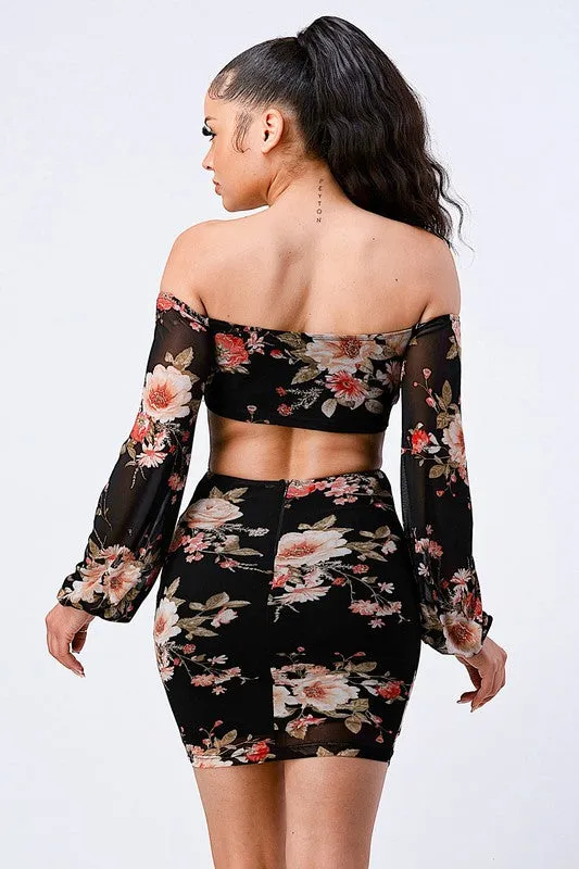 FLORAL STRETCH CHIFFON BODYCON DRESS sold by privy product image thumbnail 4