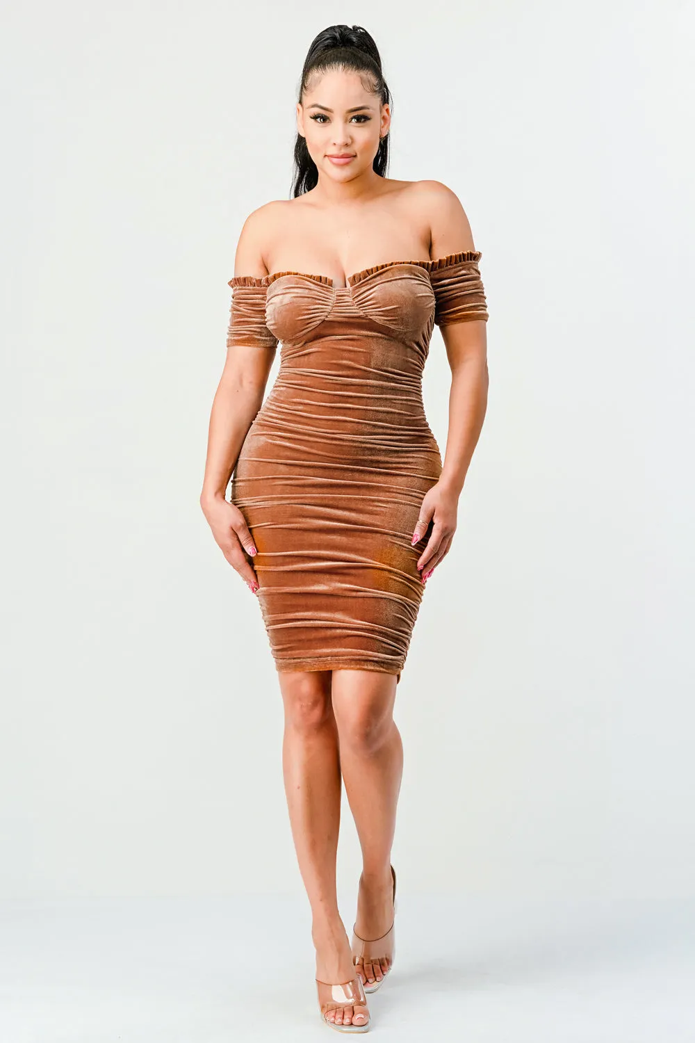 LUXE VELVET OFF SHOULDER BODYCON DRESS sold by privy product image thumbnail 4