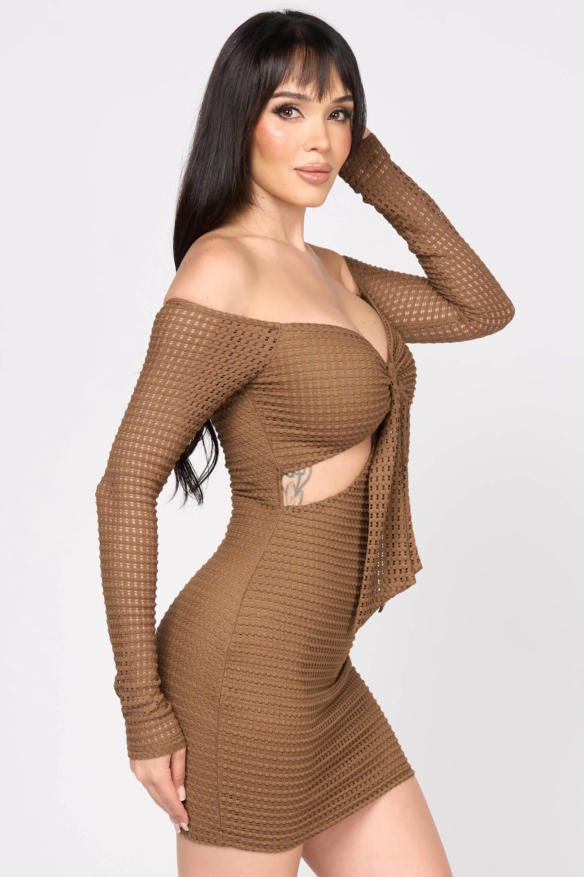 OFF SHOULDER SWEETHEART KNOT DRAPED MINI DRESS sold by privy product image thumbnail 2