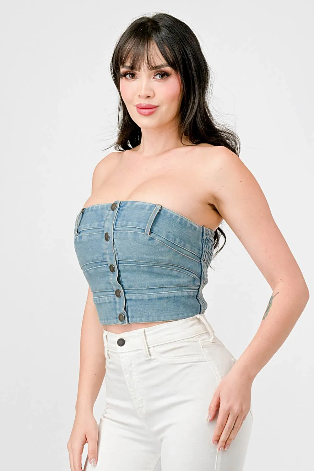 PT44226N / WASHED DENIM SMOCKED BACK BUTTON DOWN BUSTIER sold by privy product image thumbnail 3