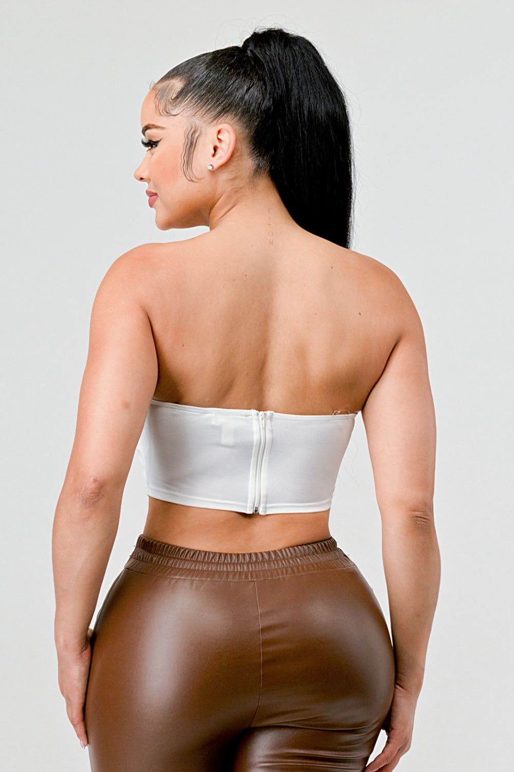 PT43427B-W sold by privy product image thumbnail 3