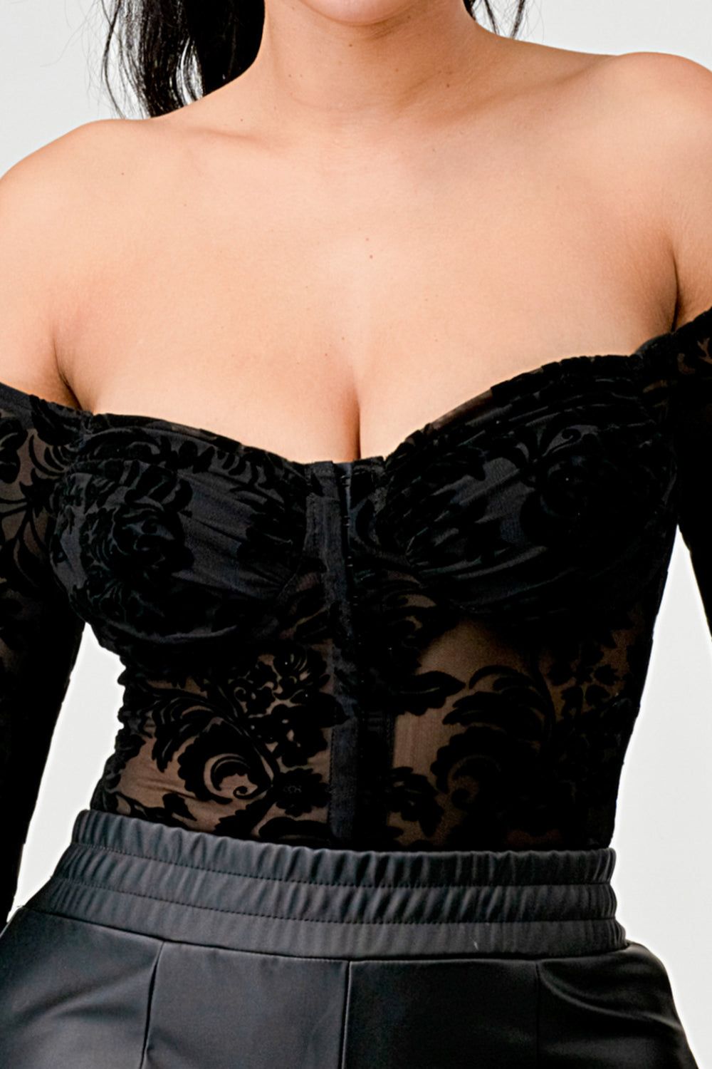 PT43059B-W sold by privy product image thumbnail 6