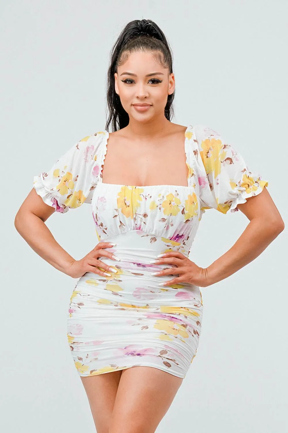 PD73391K-W / FLORAL PRINT SQUARE NECK RUCHED BUBBLE MINI DRESS sold by privy