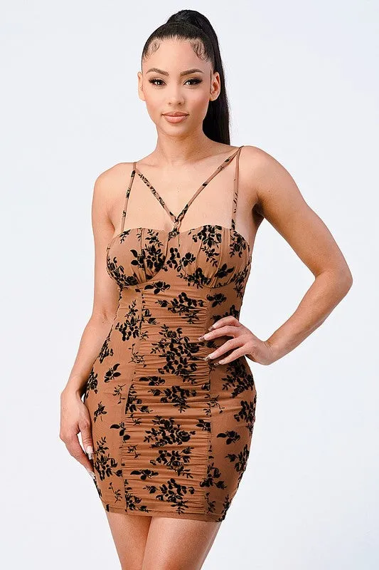 PD71753E-W / CLASSIC FLORAL FLOCKING RUSHED CORSET MINI DRESS sold by privy product image thumbnail 5