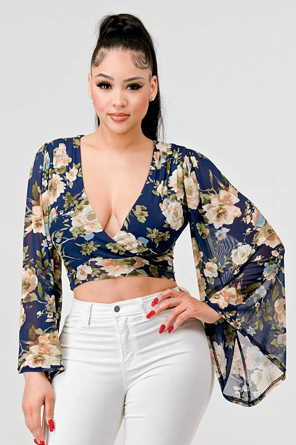 FLORAL MESH V-NECK KIMONO LONG SLEEVES CROPPED TOP sold by privy product image thumbnail 4