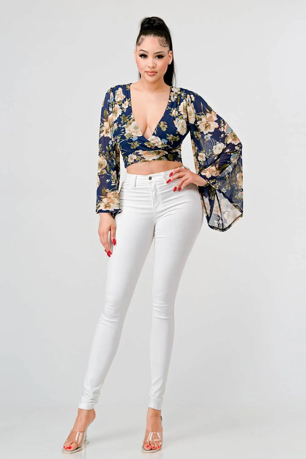 FLORAL MESH V-NECK KIMONO LONG SLEEVES CROPPED TOP sold by privy product image thumbnail 5