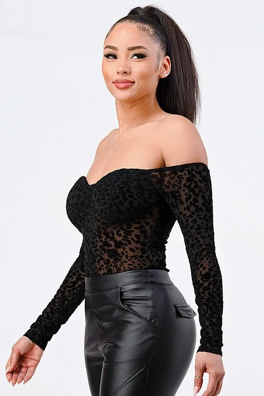 LEOPARD PRINT OFF SHOULDER BODYSUIT sold by privy product image thumbnail 3