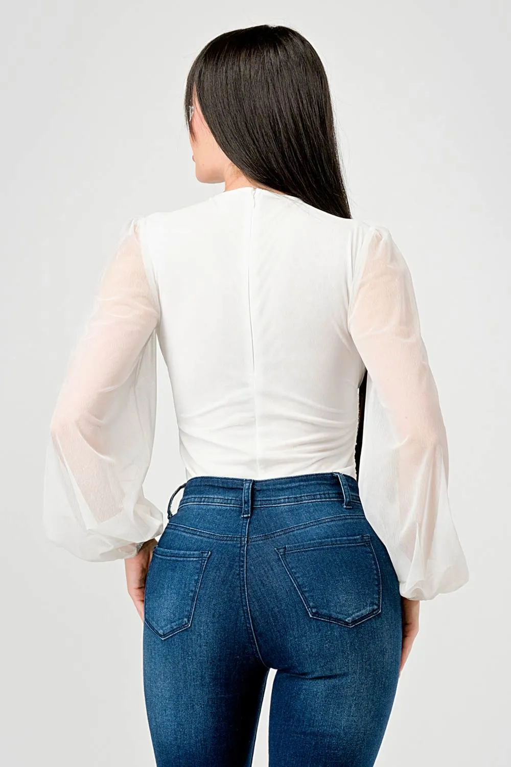 LUXE ONION SKIN MESH V-NECK LONG SLEEVE BODYSUIT sold by privy product image thumbnail 4