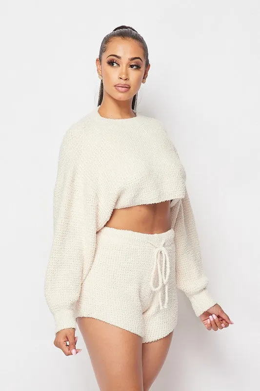 SUPER SOFT CROPPED LOUNGE SET sold by privy