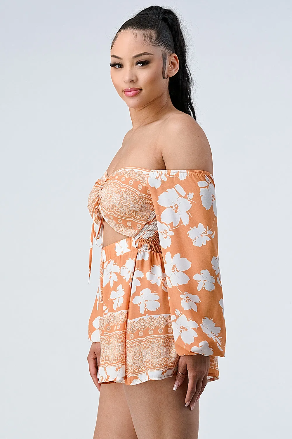 BOHEMIAN OFF SHOULDER SMOKED KNOT KEYHOLE ROMPERS sold by privy product image thumbnail 3