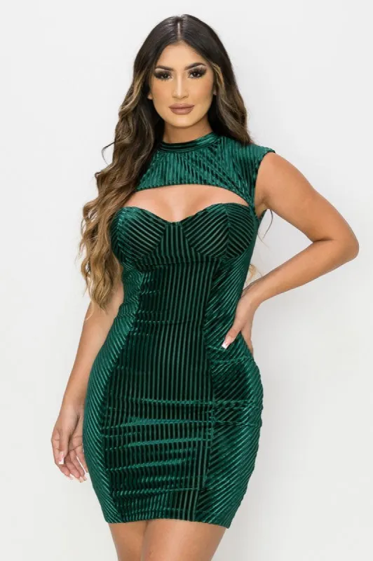 PD71611B / LUXE RIB VELVET CUTOUT SWEETHEART MINI DRESS sold by privy