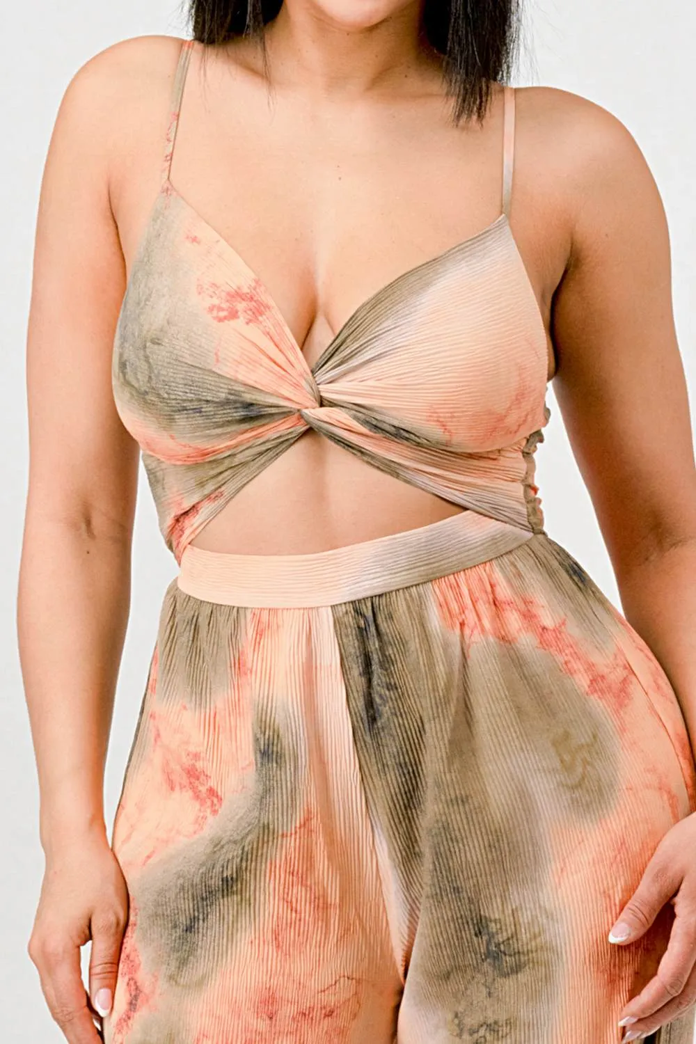 TIE DYE PRINT TWSIT KEYHOLE SMOCKED BACK JUMPSUIT sold by privy product image thumbnail 4