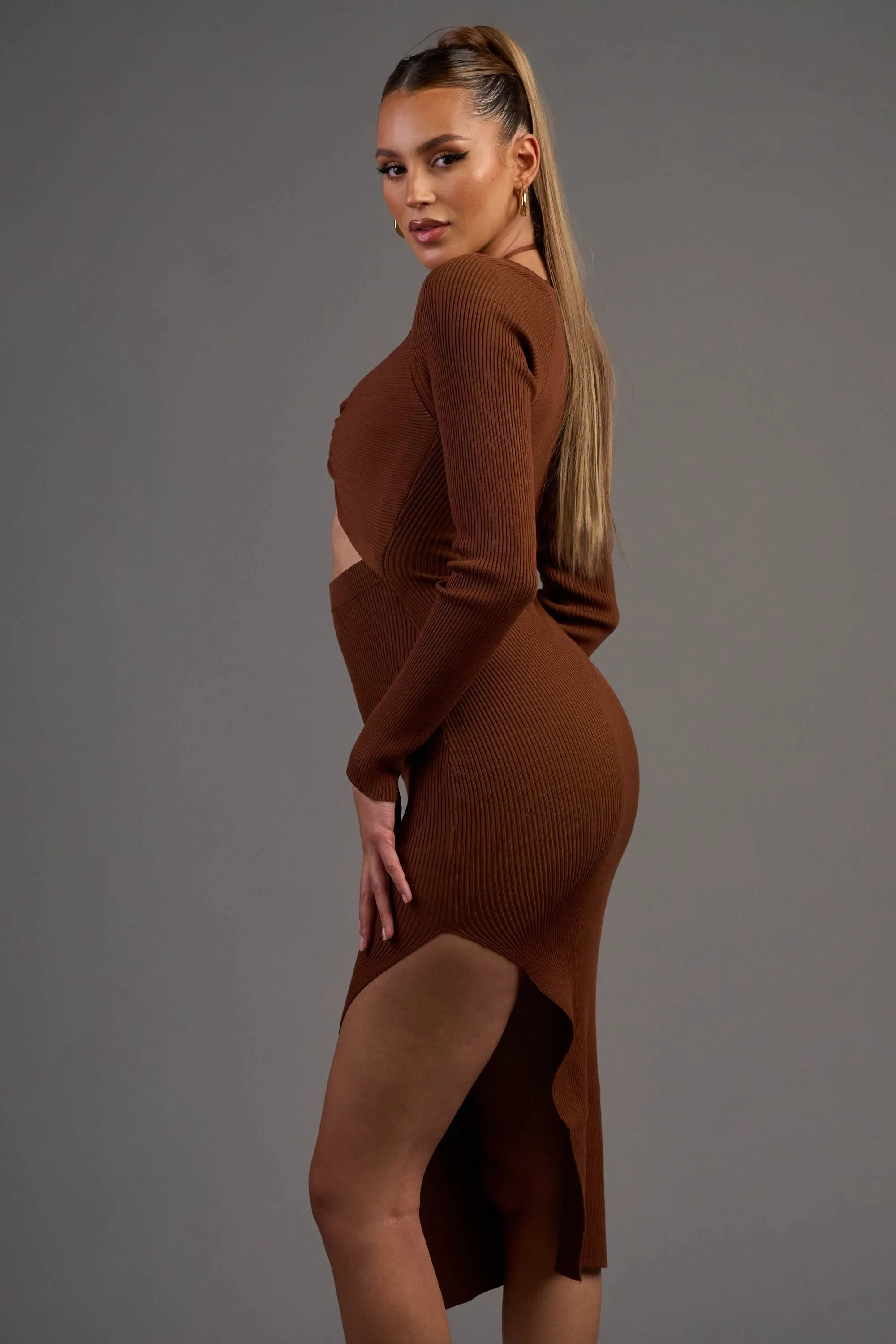 PD76813B-W / SWEATER RIB KNIT DRAWSTRING HALTER MIDI DRESS sold by privy product image thumbnail 2