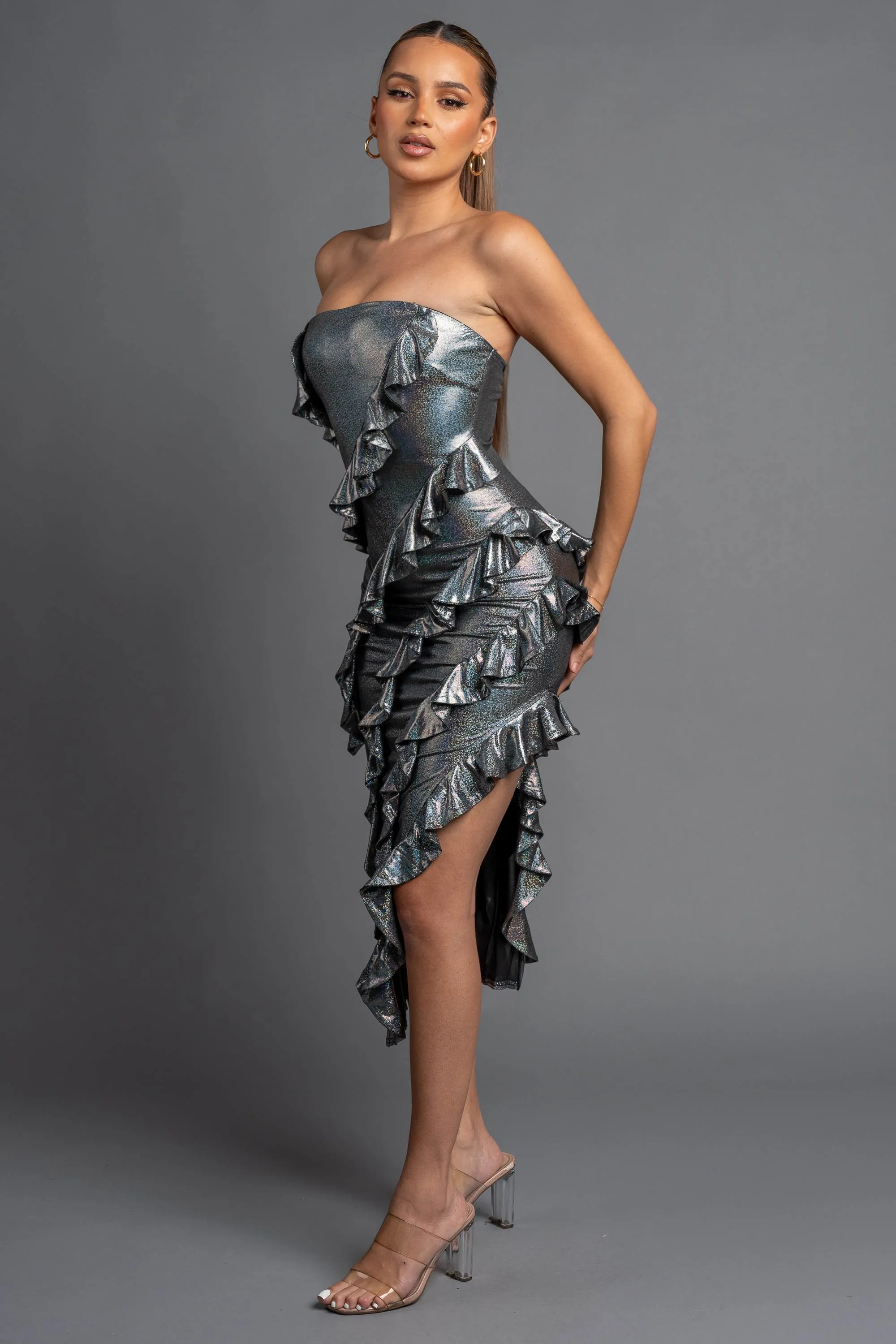 FOILED METALLIC RUFFLED TIERED SLITTED MIDI DRESS sold by privy product image thumbnail 2