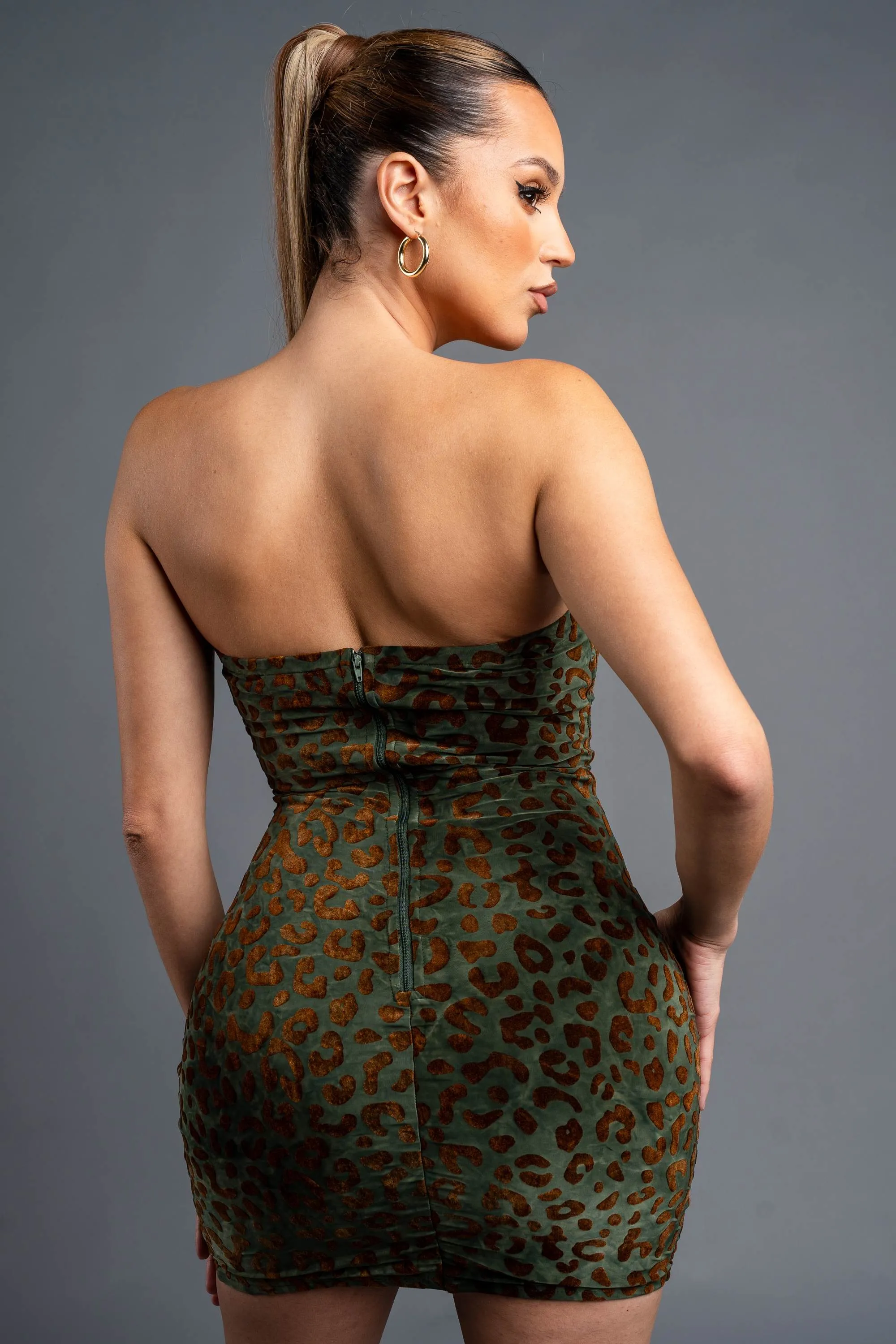 SEXY LEOPARD VELVET FLOCKING TUBE MINI DRESS sold by privy product image thumbnail 3