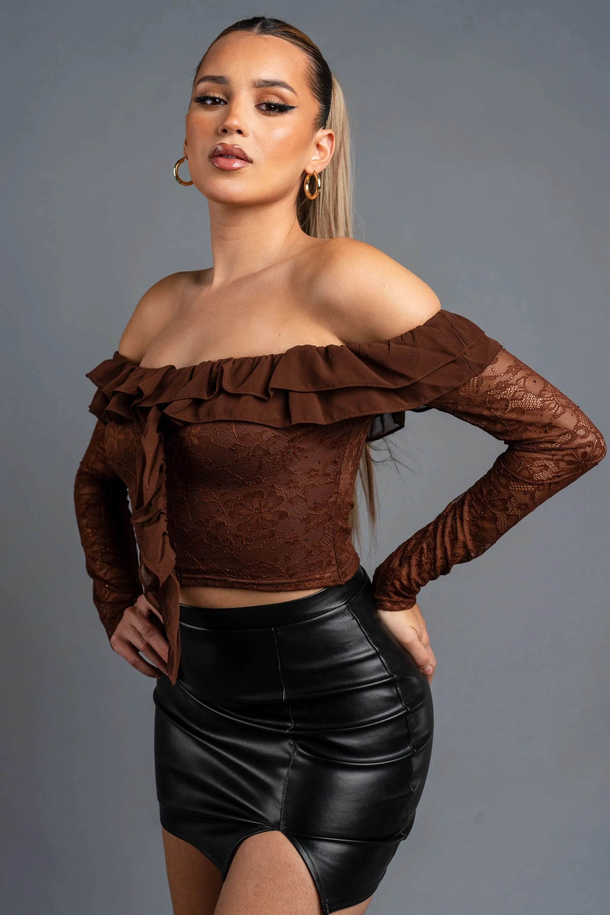 PT44775BST-W / LUXE RHINESTONES LACE & CHIFFON RUFFLE CROPPED TOP sold by privy product image thumbnail 2