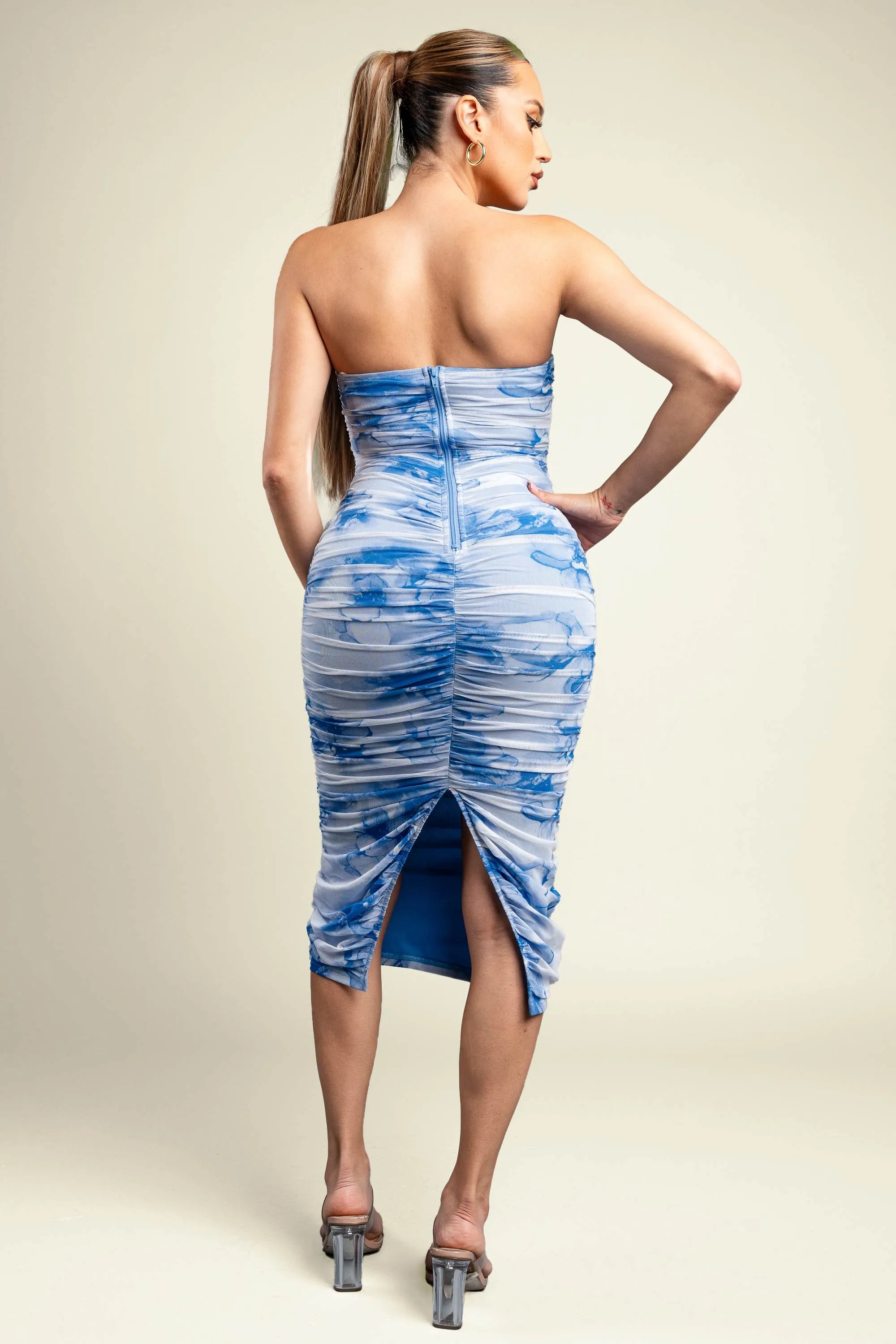 ROMANTIC FLORAL PRINT MESH RUCHED TUBE MIDI DRESS sold by privy product image thumbnail 3