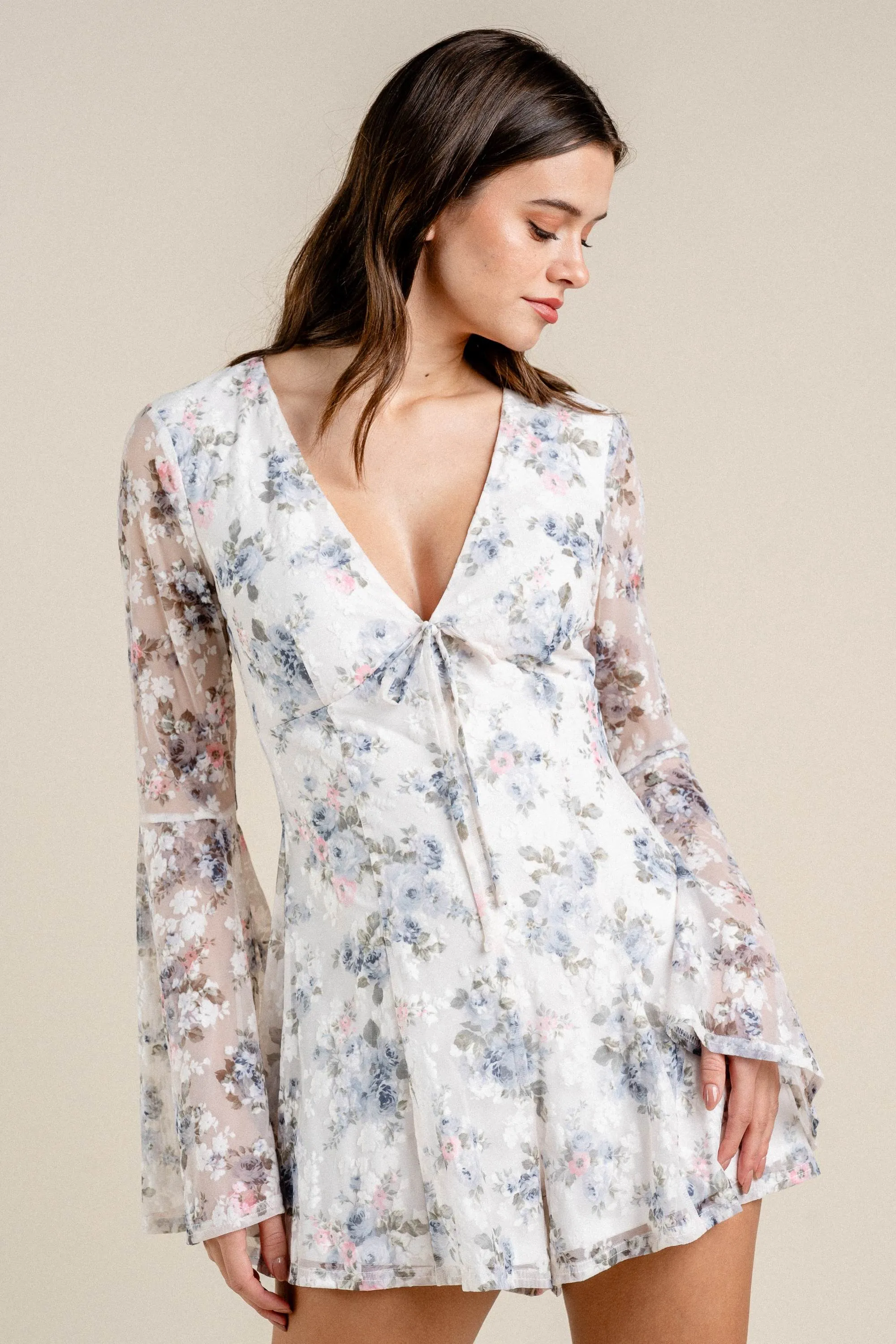 BJ7316S / ROMANTIC FLORAL BURNOUT MESH KIMONO SLEEVE ROMPER sold by privy product image thumbnail 2